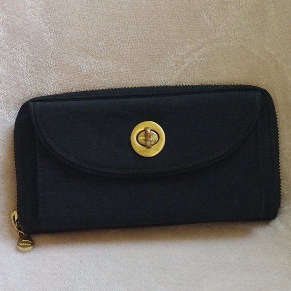 ๐ค Baggallini Kyoto Black Nylon Turnlock RFID Travel Wallet Card Holder - Picture 3 of 9